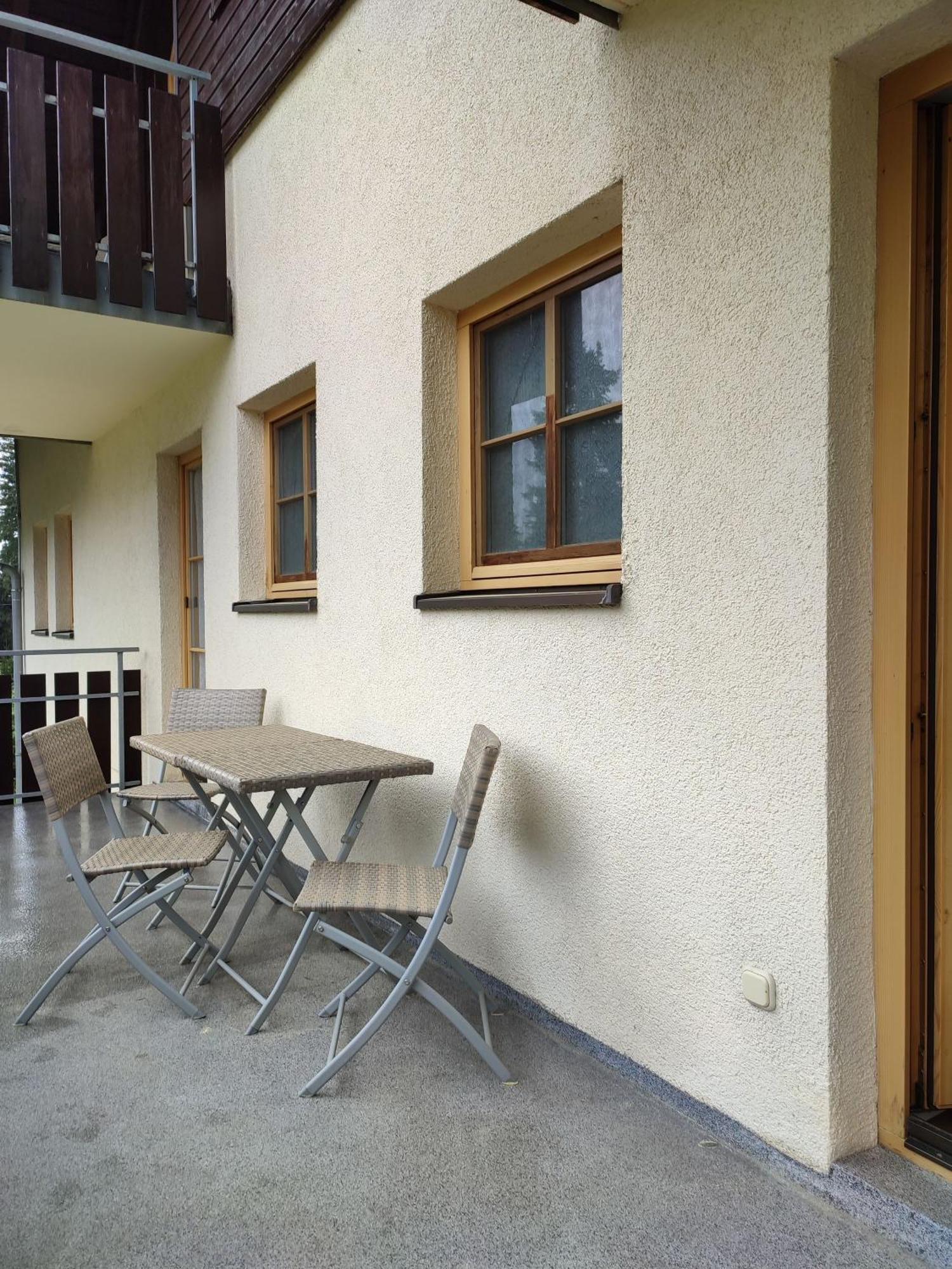 Haus Kuhberg Hotell Stutzengrun Rum bild